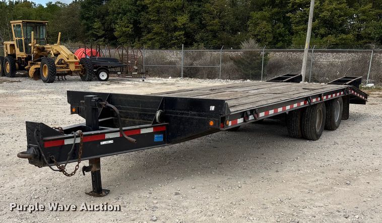 2004 Belshe equipment trailer - EN5688