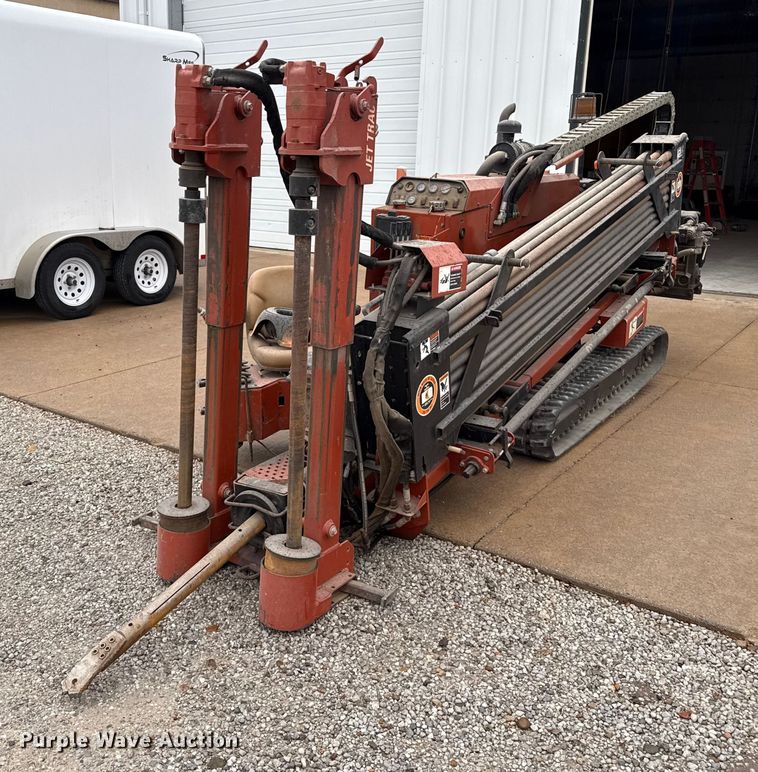 1993 Ditch Witch JT920L directional boring unit - EP2588