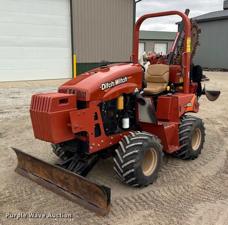 2015 Ditch Witch RT45 trencher - ER0305
