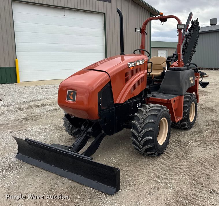 2010 Ditch Witch RT80 trencher - ER0306