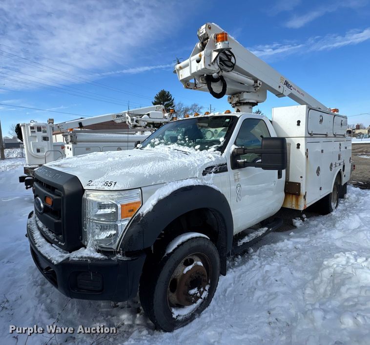 2012 Ford F450 Super Duty bucket truck - ER0325