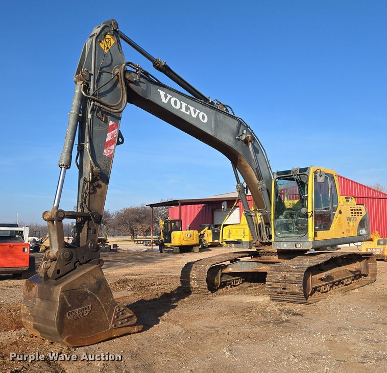 2005 Volvo EC210B LC excavator - ET5375
