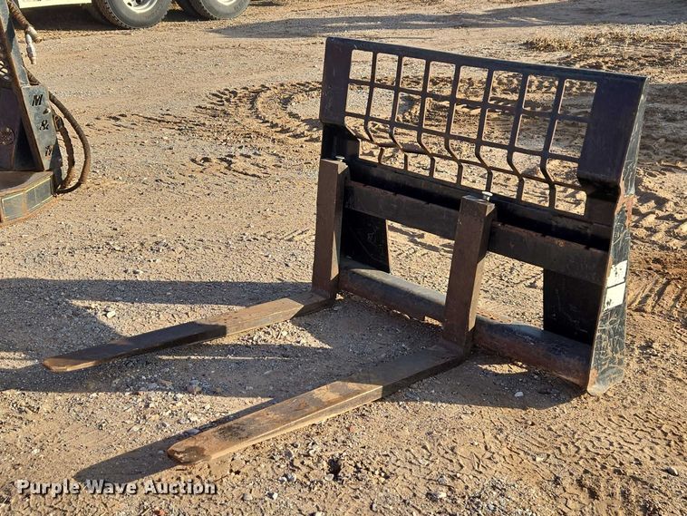 Caterpillar skid steer forks - ET5378