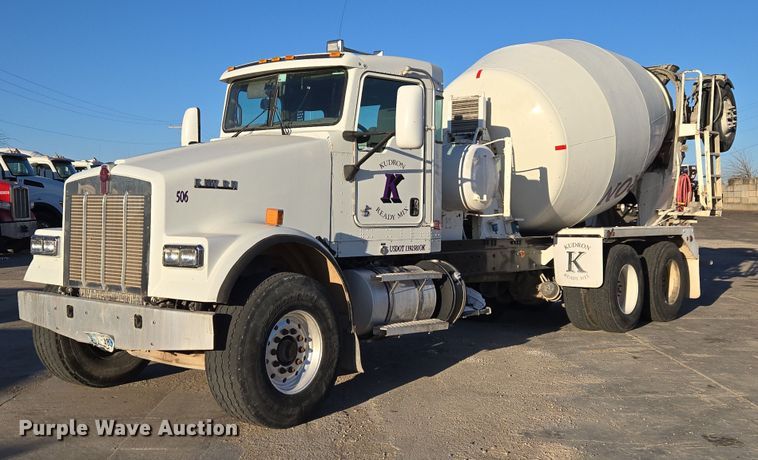2015 Kenworth W900 ready mix truck - ET5385