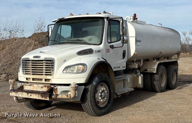 2011 Freightliner M2 water truck - ET5419