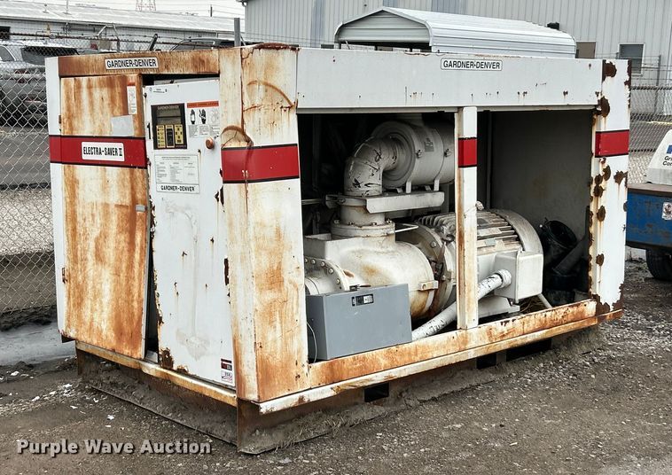 Gardner-Denver Electra Saver II air compressor - ET6781