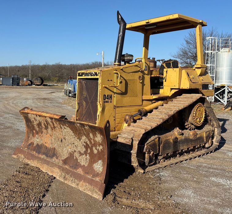Caterpillar D4H Crawler Dozer For Sale | Purple Wave Auction