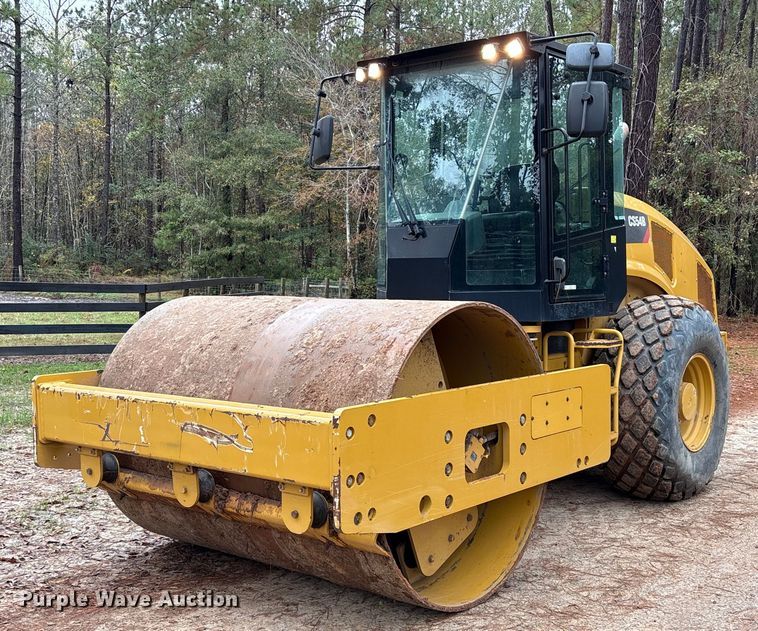 2020 Caterpillar CS54B single drum vibratory roller - EU7101