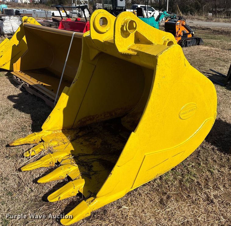 Strickland 54" W excavator bucket - EV2578