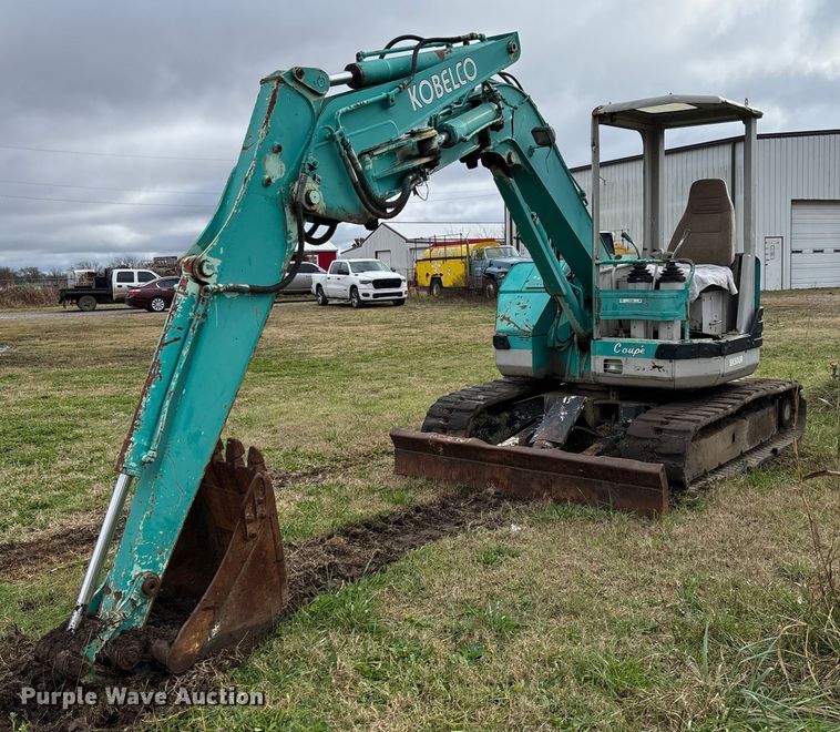 Kobelco SK50UR mini excavator - EV3381
