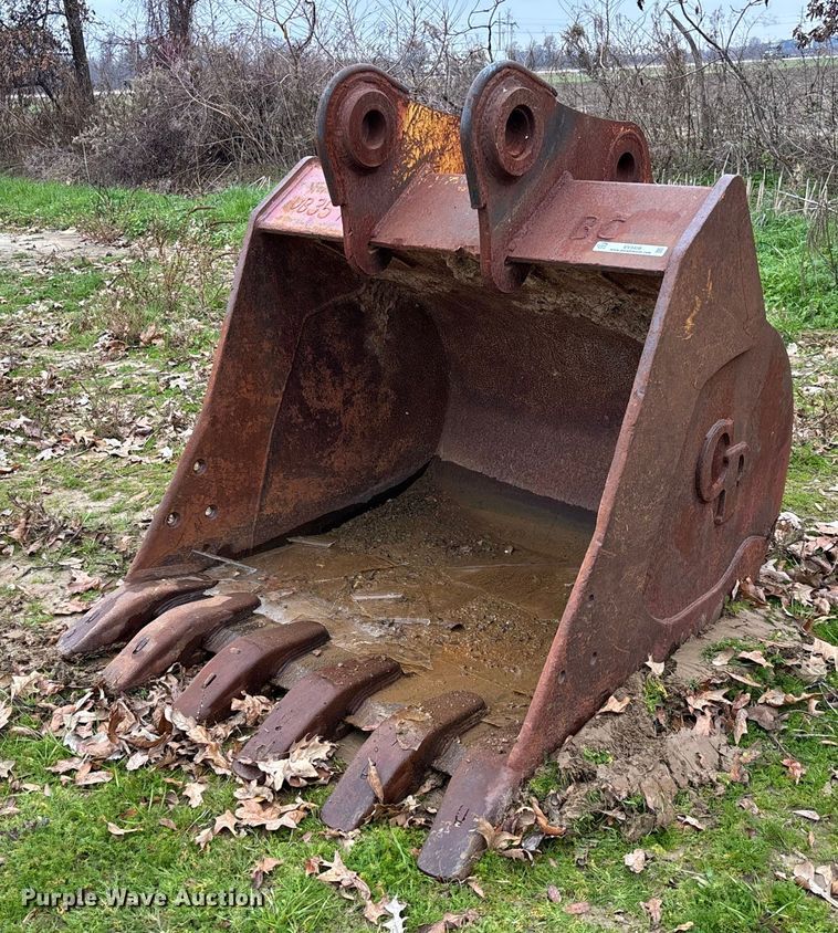 C&P John Deere 200C LC excavator bucket - EV3408