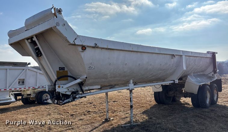 1990 Fruehauf DRXX – M2–30 end dump trailer - FG1595