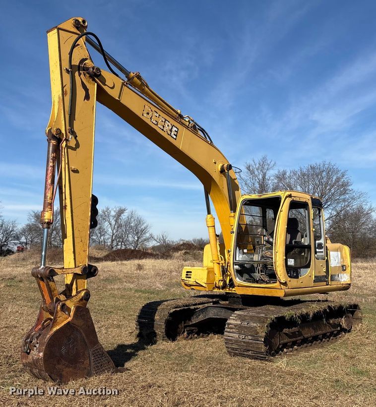 2002 John Deere 120 excavator - FI0085