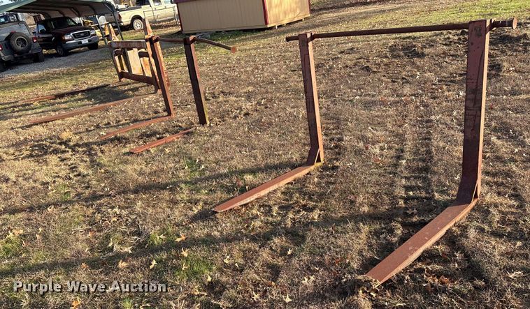 8'L L90B loader forks - FI0092