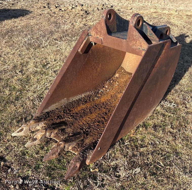 Ford 18088 excavator bucket - FI0106