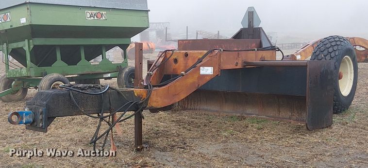 10' W box blade - FK0706