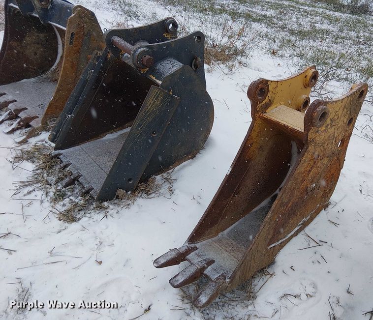 (5) mini excavator buckets - FK0711