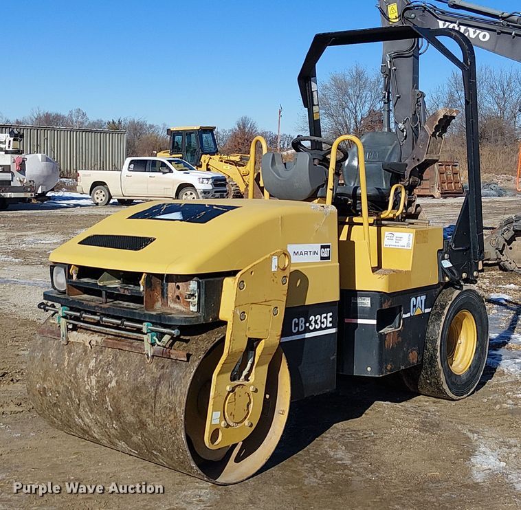 2006 Caterpillar CB-335E combination roller - FK0756