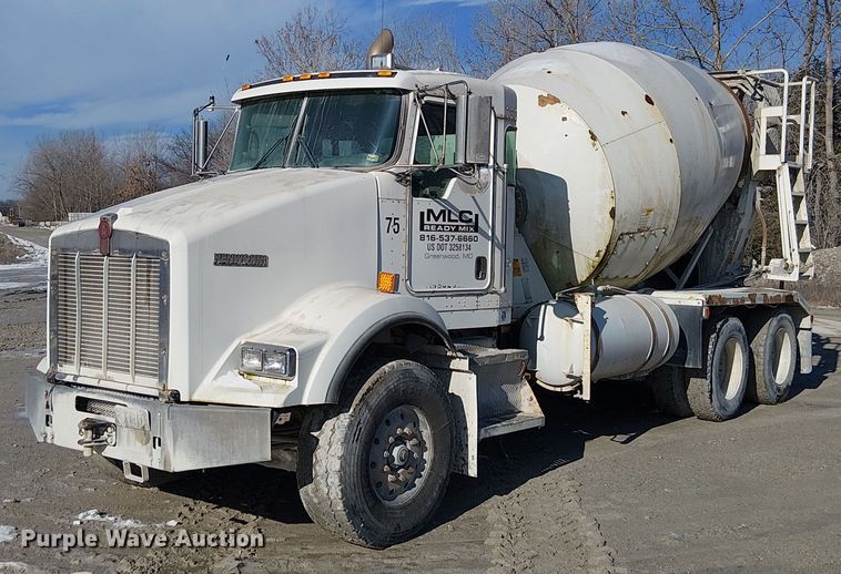 2008 Kenworth T880 ready mix truck - FK0767