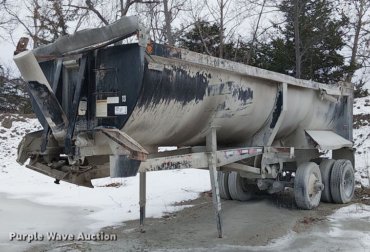 1999 Clement end dump trailer - FK0779