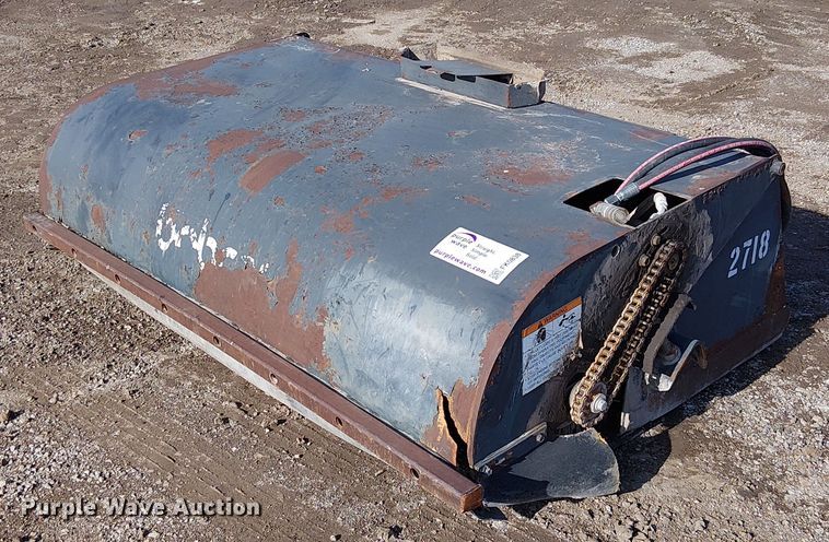 Ingersoll Rand Sweeper 72 skid steer sweeper - FK0838