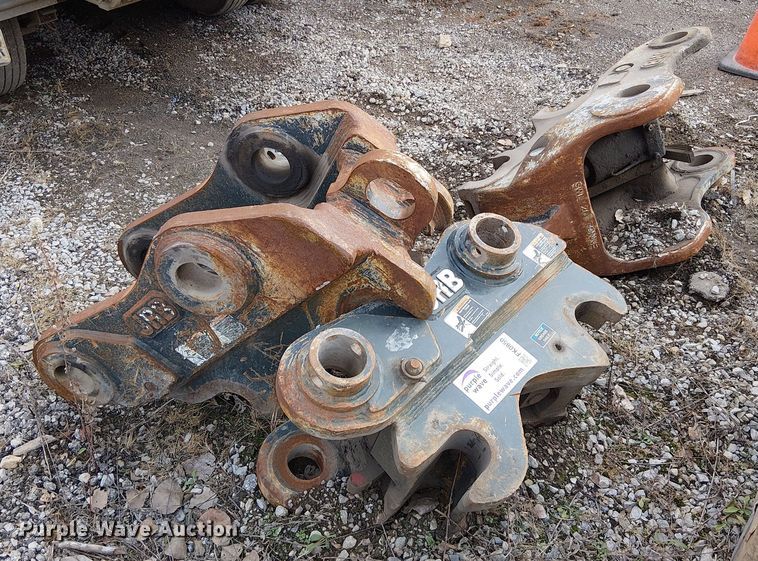 (3) JRB quick couplers - FK0850