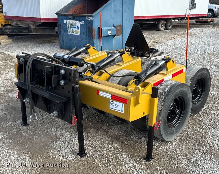 Handy Hitch motor grader pneumatic roller - FK0882