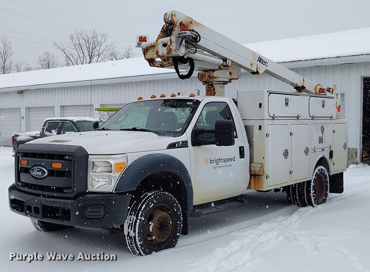 2012 Ford F450 Super Duty XL bucket truck - IH9385