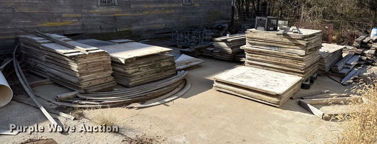 Concrete forms - NA9876