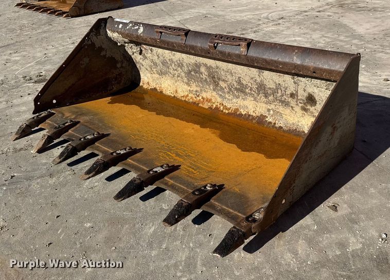Bobcat skid steer bucket - NA9986