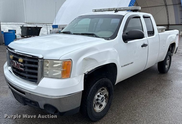 2008 GMC Sierra 2500HD Ext. Cab pickup truck - ND9445