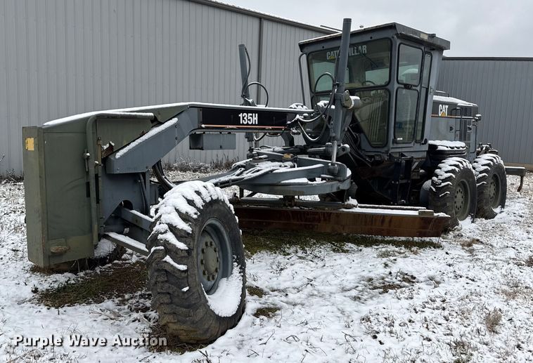 2004 Caterpillar 135H motor grader - ND9449