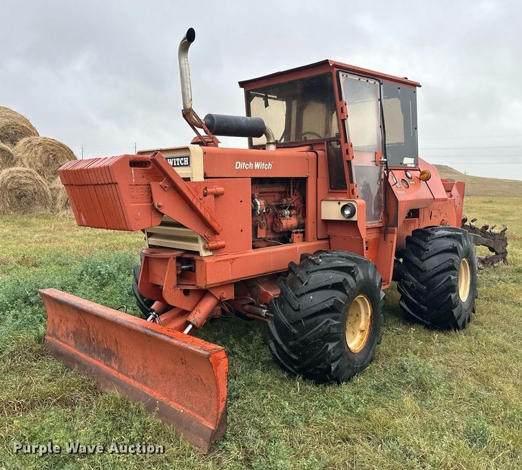 Ditch Witch R100 trencher - ZA0748
