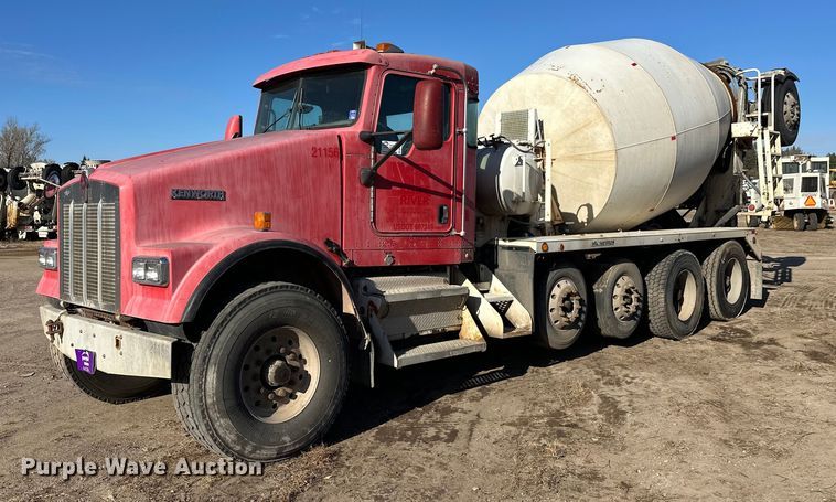 2006 Kenworth W900 ready mix truck - DW4357