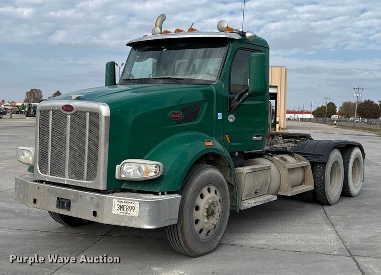 2018 Peterbilt 567 semi truck - EE3418