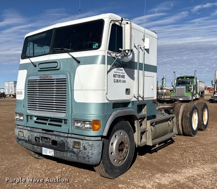 1995 Freightliner semi truck - EP2622