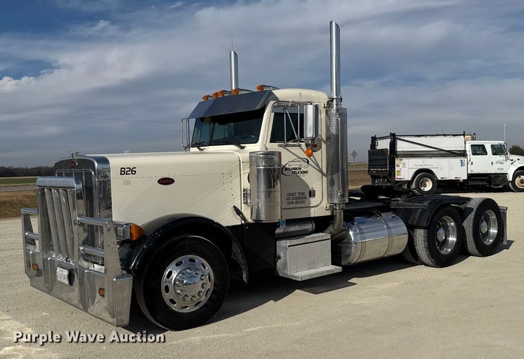 2004 Peterbilt 379 glider kit semi truck - EU6404