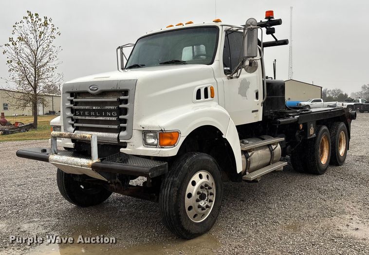 2006 Sterling Truck L9500 Series winch truck - EV3355