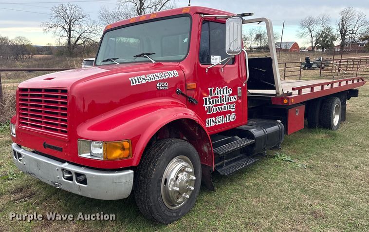 1999 International 4700 rollback truck - FI0072