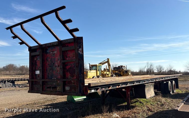 1981 Fruehauf PB-F2-40 flatbed trailer - FI0097