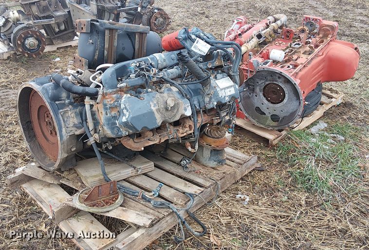 (2) engines - FK0719