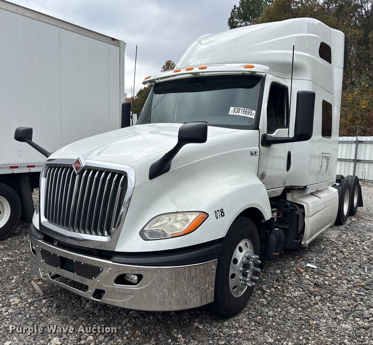 2019 International LT625 semi truck - YA1168