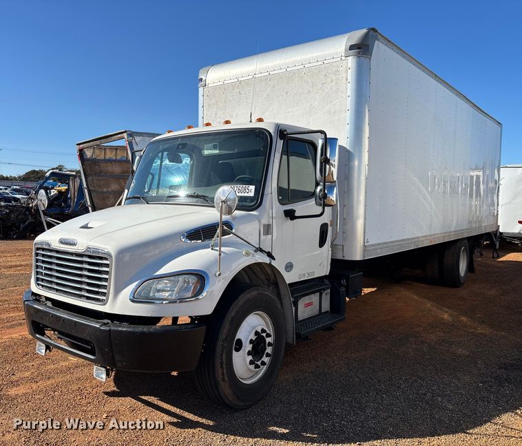 2018 Freightliner Buisness Class M2 box truck - YA1276