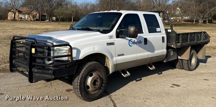 2005 Ford F350 Super Duty XL dump flatbed pickup truck - EC4501