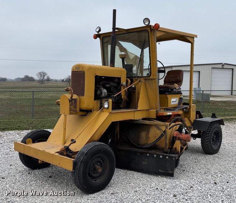 Broce broom - EN5876