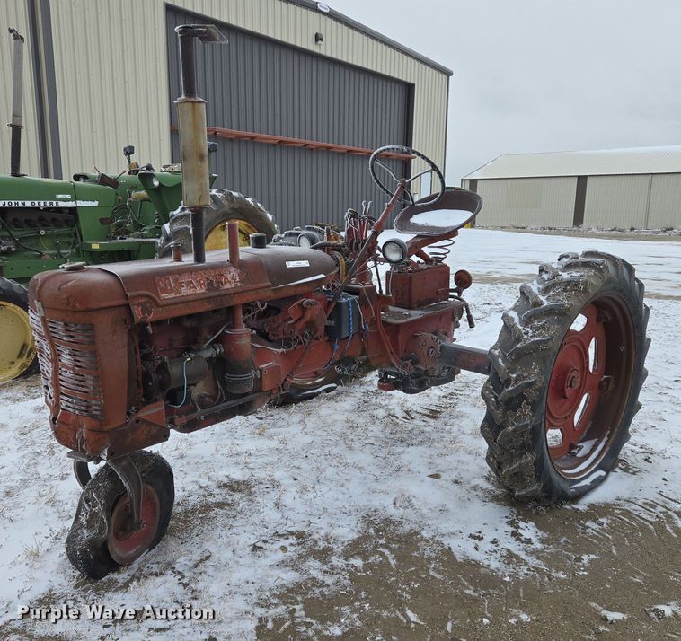 Farmall Super C tractor - ES2599