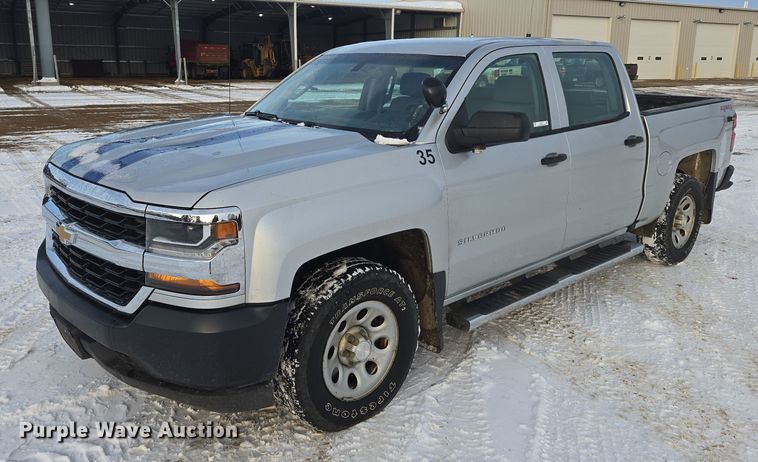 2016 Chevrolet Silverado 1500 Crew Cab pickup truck - ES2615