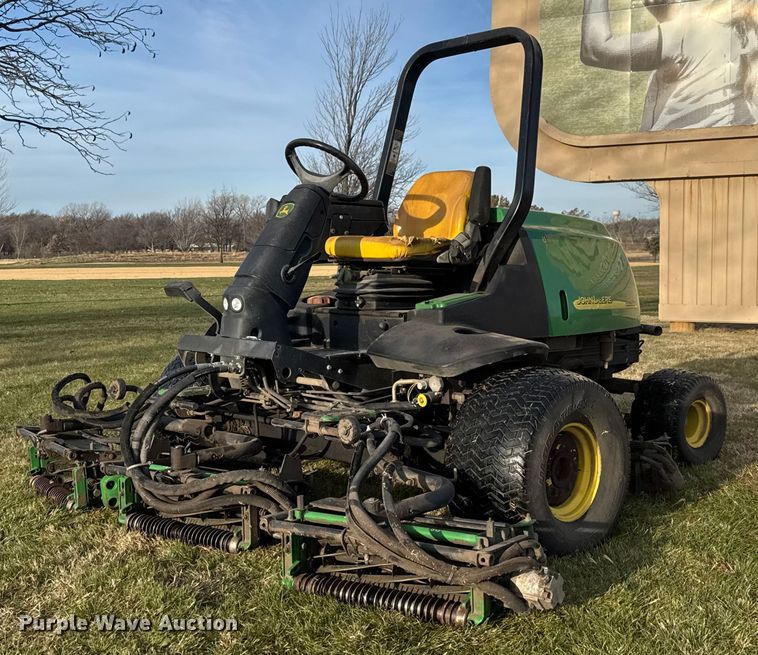 John Deere 3235C reel mower - ET4017