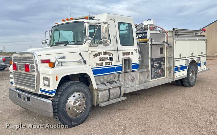1995 Ford LN8000 fire truck - EU6453