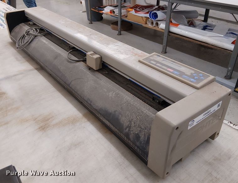 Graphtec FC3100-120 cutting plotter - FB4521